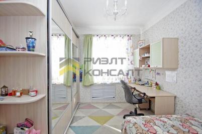 Продажа квартиры Омск. 8-я Линия ул., 174