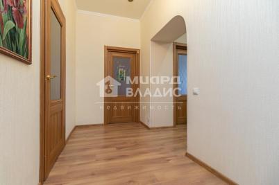 Продажа квартиры Омск. проспект Комарова, 9