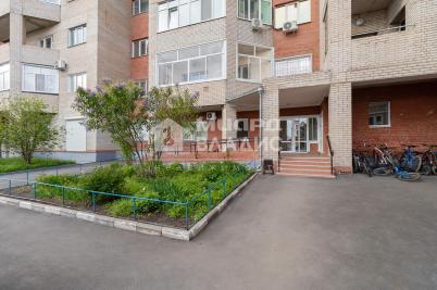 Продажа квартиры Омск. проспект Комарова, 9