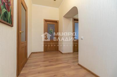 Продажа квартиры Омск. проспект Комарова, 9