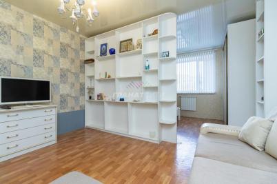 Продажа квартиры Омск. Перелета, 18