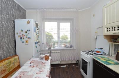 Продажа квартиры Омск. 11-й микрорайон, Конева, 26