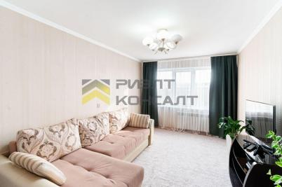 Продажа квартиры Омск. улица Лукашевича, 21А