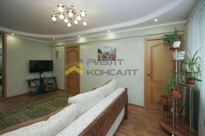 Продажа квартиры Омск. улица Бархатовой, 9