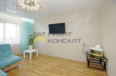 Продажа квартиры Омск. улица 33-я Северная, 122