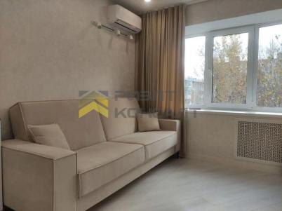 Продажа квартиры Омск. улица Белозерова, 3