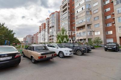 Продажа квартиры Омск. проспект Комарова,9