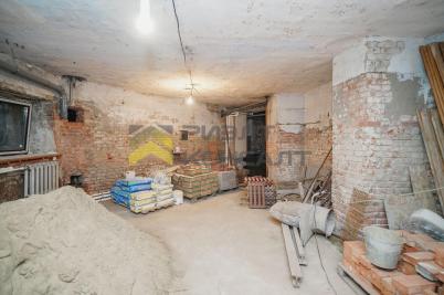 Продажа коммерческой недвижимости Омск. проспект Карла Маркса, 18/1