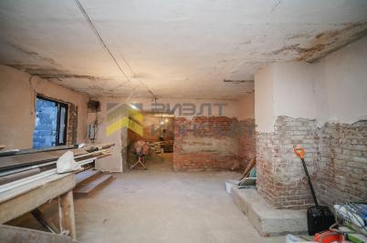 Продажа коммерческой недвижимости Омск. проспект Карла Маркса, 18/1