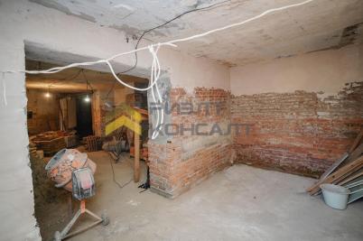 Продажа коммерческой недвижимости Омск. проспект Карла Маркса, 18/1