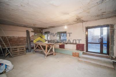 Продажа коммерческой недвижимости Омск. проспект Карла Маркса, 18/1