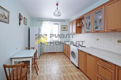 Продажа квартиры Омск. улица 6-я Линия, 180