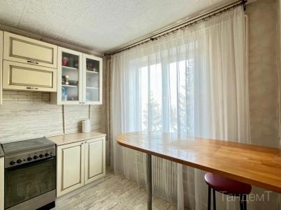 Продажа квартиры Омск. Комарова проспект, 27к4