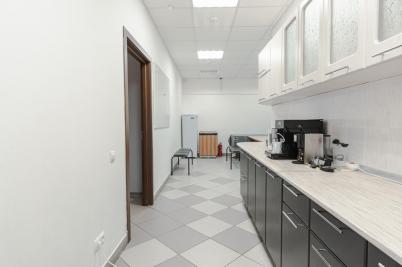 Продажа офиса Омск. проспект Комарова 11к1