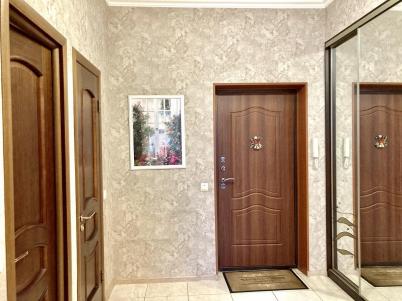 Продажа квартиры Омск. улица Маршала Жукова 107