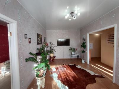 Продажа квартиры Омск. пр-кт. Космический, 17 Продажа квартиры Омск. пр-кт. Космический, 17