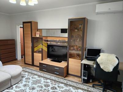 Продажа квартиры Омск. бульвар Зеленый, 6, к.1