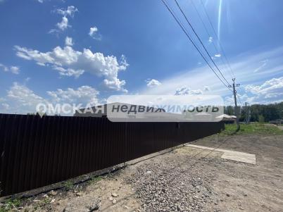 Продажа дома п. Омский, Яблоневый сад