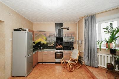 Продажа квартиры Омск. улица Багратиона, 94