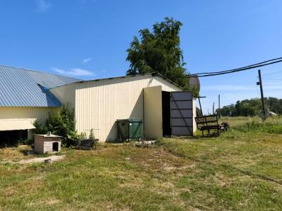 Продажа коммерческой недвижимости Таврический.&nbsp;Таврическое.&nbsp;Кирпичная ул., 1А