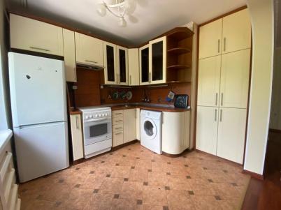 Аренда квартиры Омск. Химиков, 61 Аренда квартиры Омск. Химиков, 61
