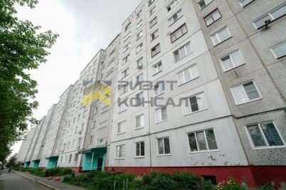 Продажа квартиры Омск. проспект Комарова, 5