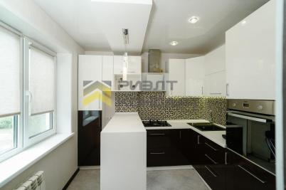 Продажа квартиры Омск. проспект Комарова, 5