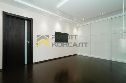 Продажа квартиры Омск. проспект Комарова, 5