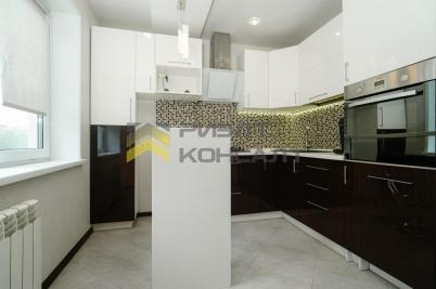 Продажа квартиры Омск. проспект Комарова, 5