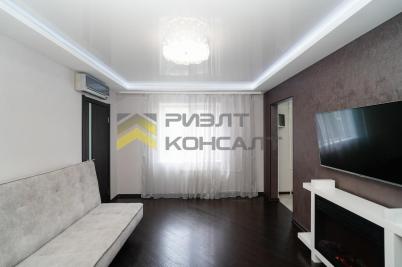 Продажа квартиры Омск. проспект Комарова, 5