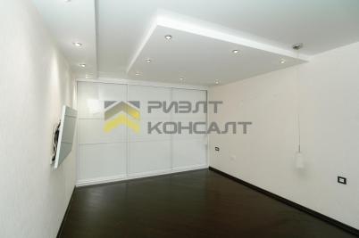Продажа квартиры Омск. проспект Комарова, 5