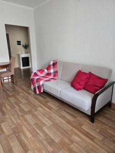 Продажа квартиры Омск. 1-й микрорайон, Ватутина, 9