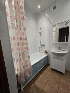 Продажа квартиры Омск. 1-й микрорайон, Ватутина, 9