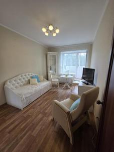 Продажа квартиры Омск. 1-й микрорайон, Ватутина, 9