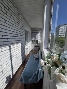 Продажа квартиры Омск. 1-й микрорайон, Ватутина, 9