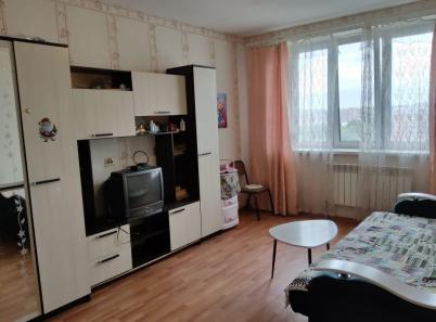 Продажа квартиры Омск. улица Мельничная, 87, к.1