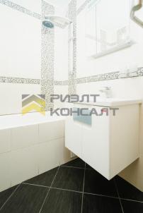 Продажа квартиры Омск. улица 21-я Амурская, 37