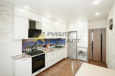 Продажа квартиры Омск. улица 21-я Амурская, 37
