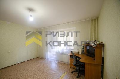 Продажа квартиры Омск. улица Полторацкого, 48