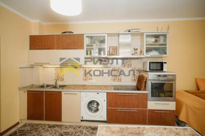 Продажа квартиры Омск. городок 16-й Военный, 417