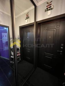 Продажа квартиры Омск. проспект Комарова, 15, к.4