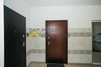 Продажа квартиры Омск. проспект Комарова, 15, к.4