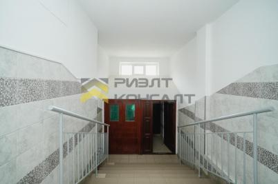 Продажа квартиры Омск. проспект Комарова, 15, к.4