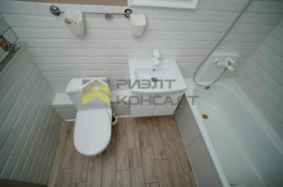 Продажа квартиры Омск. проспект Комарова, 15, к.4