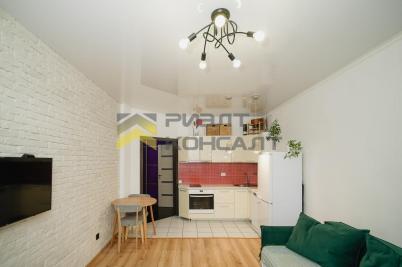 Продажа квартиры Омск. проспект Комарова, 15, к.4