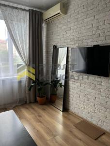 Продажа квартиры Омск. проспект Комарова, 15, к.4