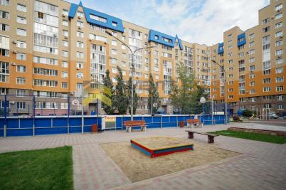 Продажа квартиры Омск. проспект Комарова, 15, к.4