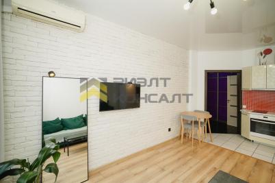 Продажа квартиры Омск. проспект Комарова, 15, к.4