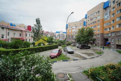 Продажа квартиры Омск. проспект Комарова, 15, к.4