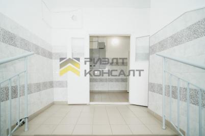 Продажа квартиры Омск. проспект Комарова, 15, к.4